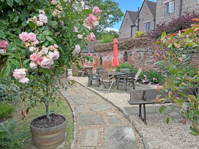 Ye Olde Stone House