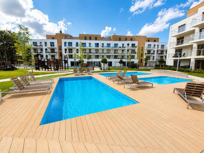 Bałtycki Azyl - baseny ogrzewane , jacuzzi, sauny, kryta sala zabaw, Bilard
