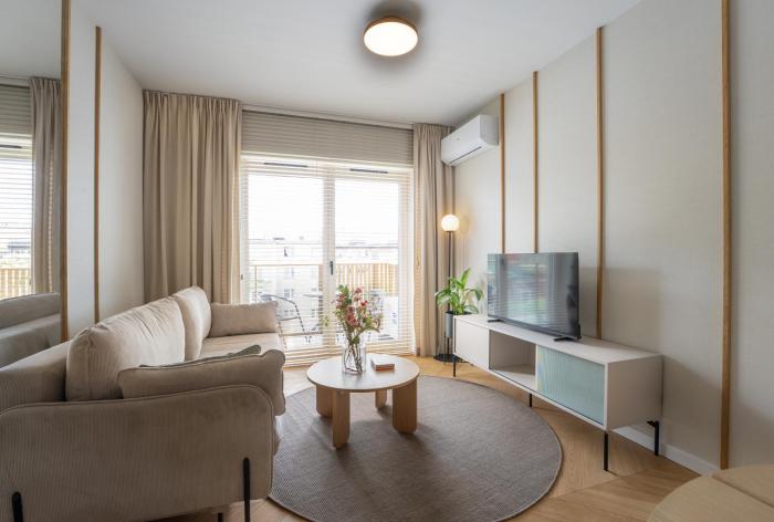 Czysta 4 City Center with AC -ProperUNIT