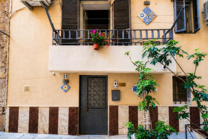 NAHR Cattedrale - Palermo Centro & Self Check-in