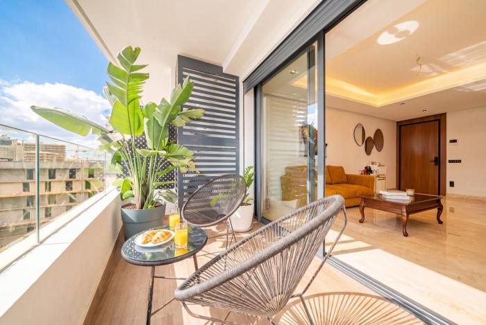 VIVASTAY Casablanca - Élégant 2 Chambres CFC avec Piscine et Salle de Sport