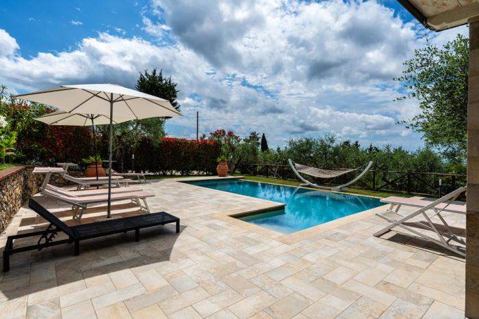 La Sassaiola by Nicola Real Estate