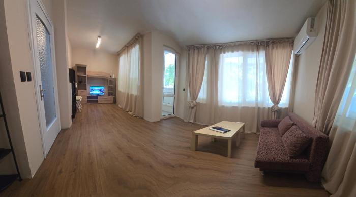 RED SQUARE Apartment - Varna