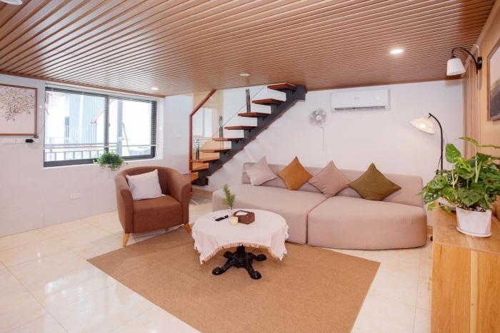 Hidden gem - Spacious 2 bedroom house - Hoan Kiem lake - Quiet living space