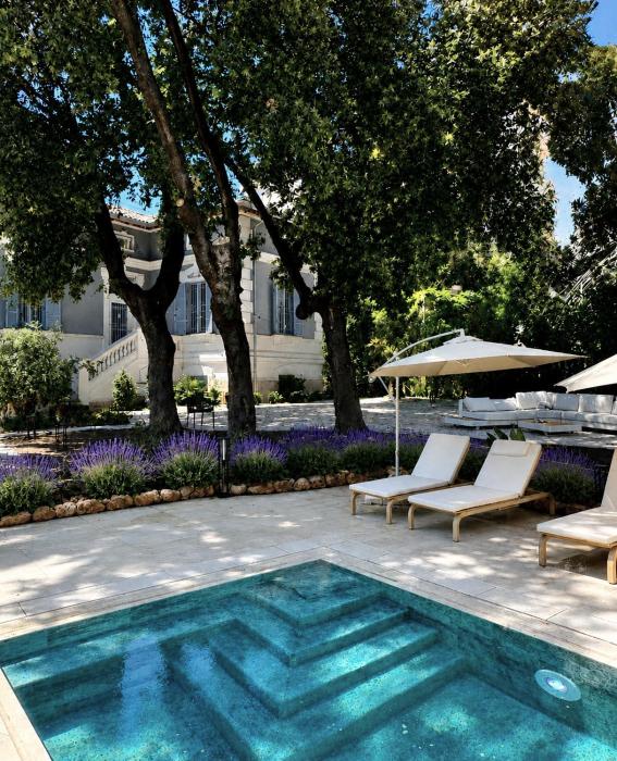 Nus Hotel Poerio