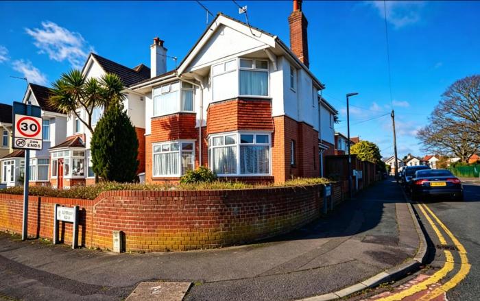 Winton house home stay