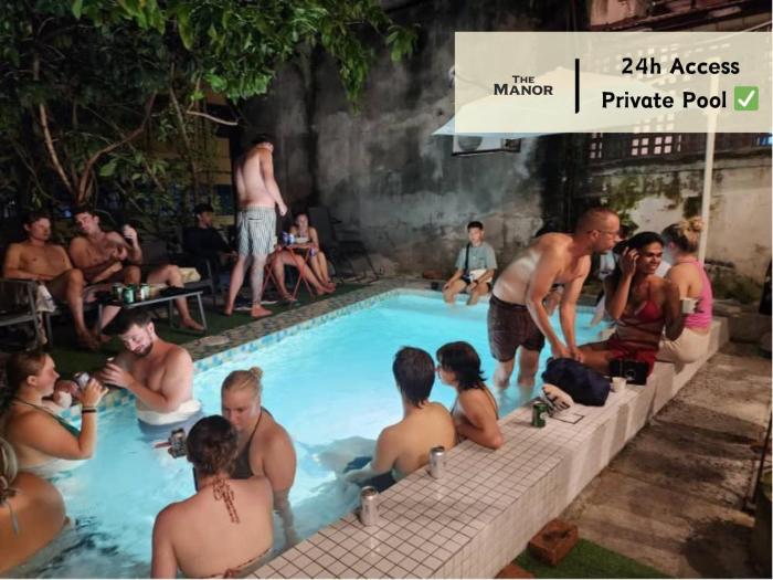 The Manor Hostel - Hostel with Private Pool
