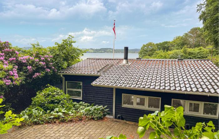 Nice Home In Børkop With House Sea View