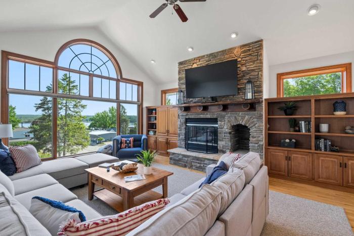 Bluff Haven by Simple Life Rentals