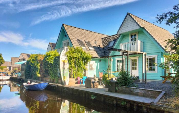 5 Bedroom Cozy Home In Kropswolde