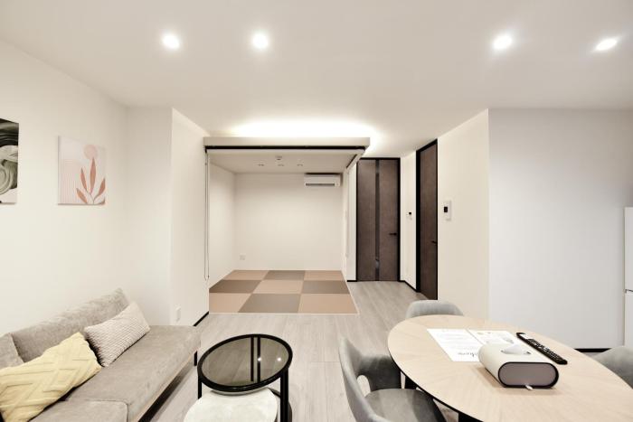 Spacious 65sqm Family Apartment Namba Dotonbori Kuromon 8 Guests Riverwood 201