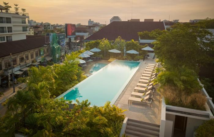 The Aviary Hotel
