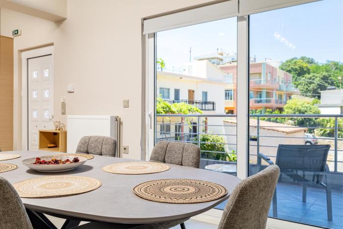 Oikia Azilakas 3 Bedroom House with Parking