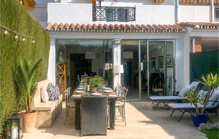 3 Bedroom Stunning Home In Benalmádena