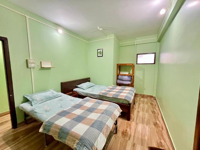 Flat 10-RJ Shant Homestay