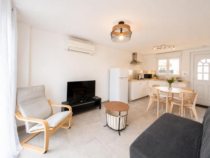 Appart Jacinthe deau - clim & terrasse - ChelonaLoc