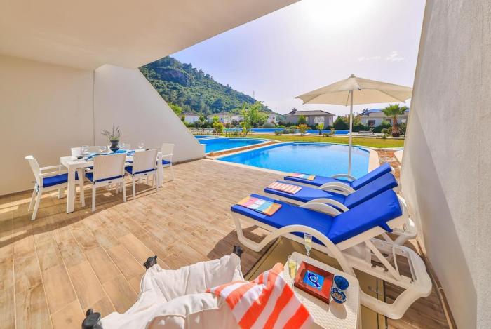 Luxury Apartment with private pool