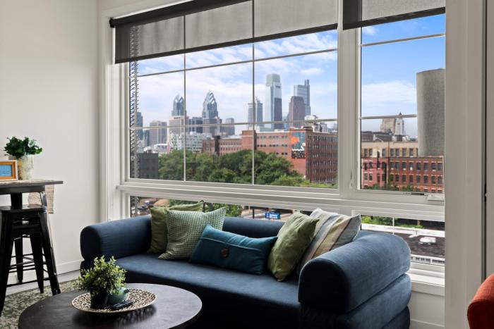 Unique 1BR King Rooftop Gym Old City WD 625