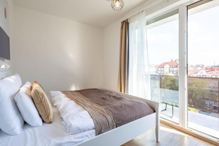 Central - Balcony - City Style Comfort Stay