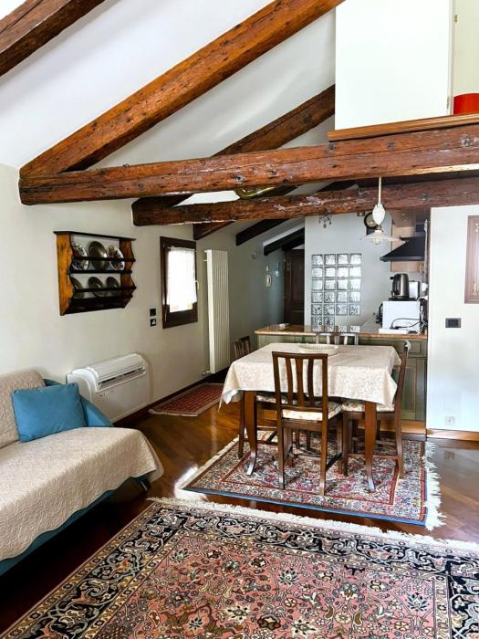 Venice Central Flat Guglie