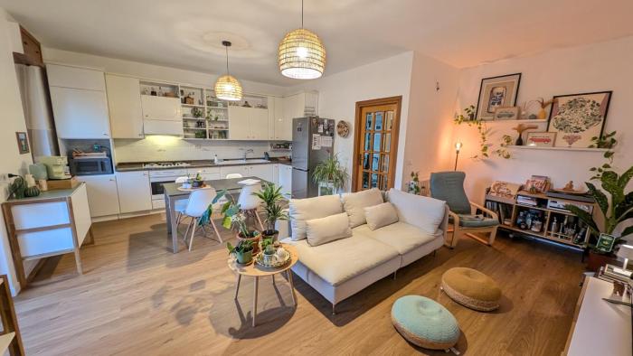 Palms Rooms - Grazioso e Ricercato Trilocale con Veranda a 300m dal mare