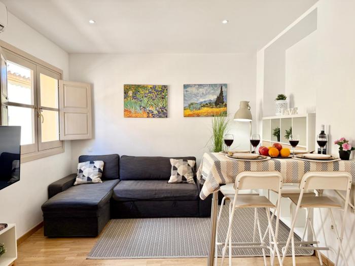 Elegant Luxury Apartment in the City Center by TuriVida