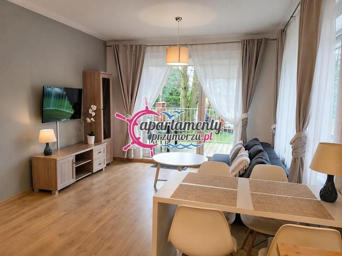 ApartamentyPrzyMorzu 010 z Basenem Tarasem i Ogródkiem