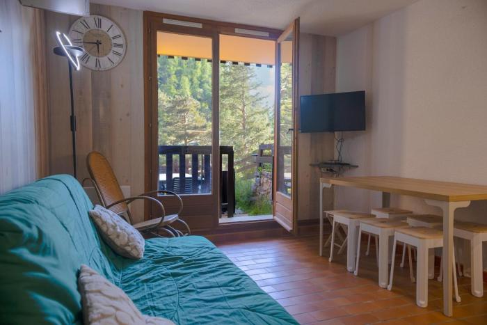 Beautiful 2 rooms with garden