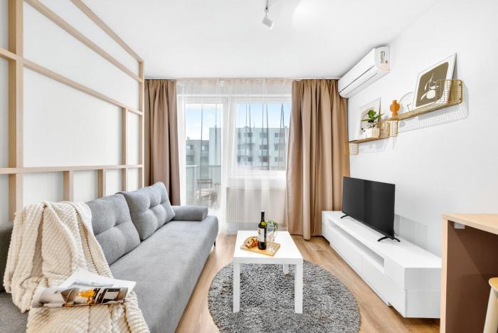 BTS Airport Studio with Balcony