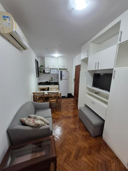 New 2-bedroom, 2-bathroom apartment, 2 minutes walk from the beach, ideal for families