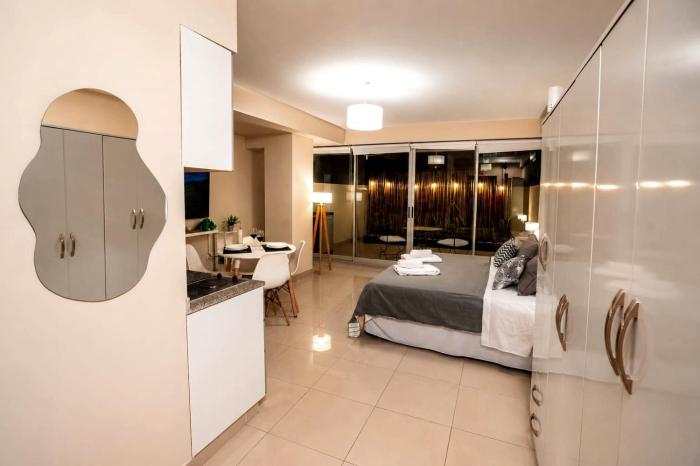 Apart en Belgrano Centro con Pileta y Gym