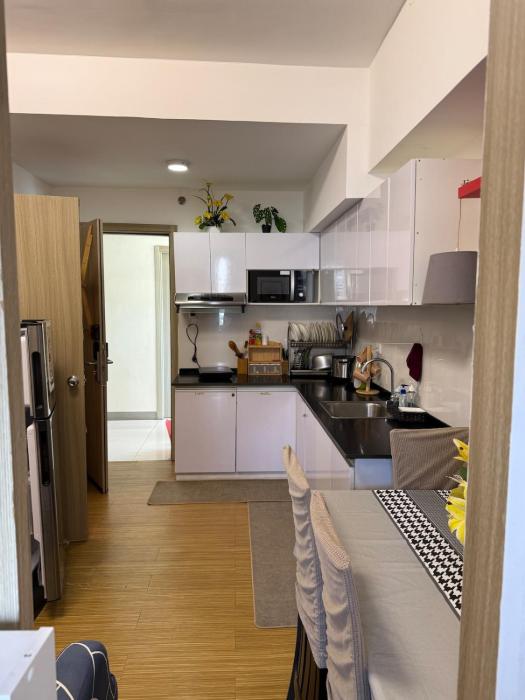 TriG Place Grace Residence with NetFlix, wiFi