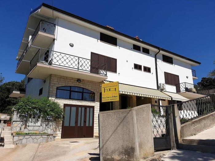 Apartments Ho njak 3