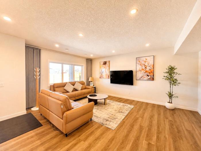 Banff Gateway Private Walkout Suite with Patio