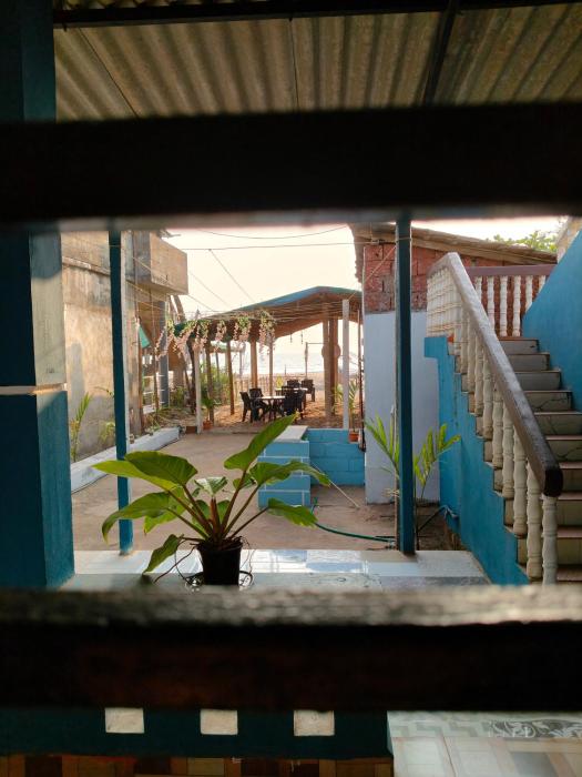 Cozinn B114 Sea facing rooms in Gokarna