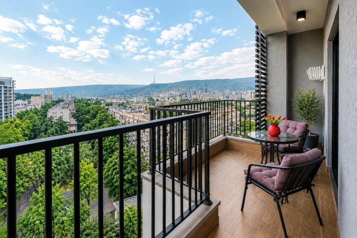 Modern Entire Apartment Self Check-In Metro 2 Min Walk