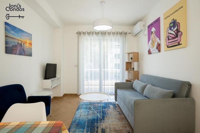 Jonis Condo 10
