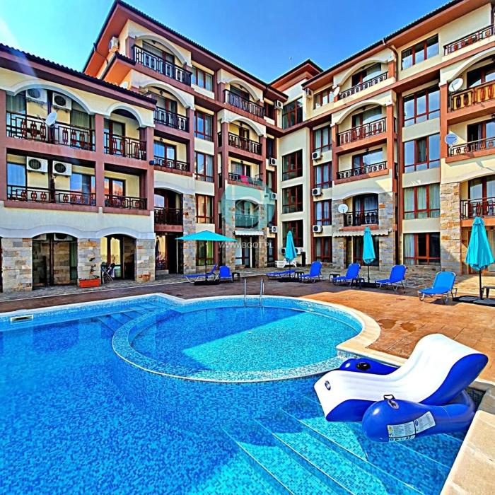 Panorama Bay Pool Access Apartment