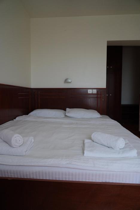 Hotel Compass