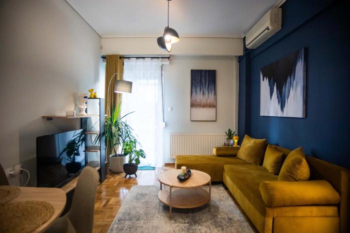 Cozy 1-bedroom renovated apt at the city center