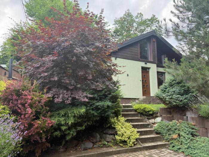 Chalet-Širava
