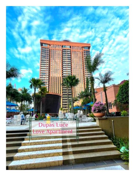 Dupas Luce Love apartment At Times Square kl