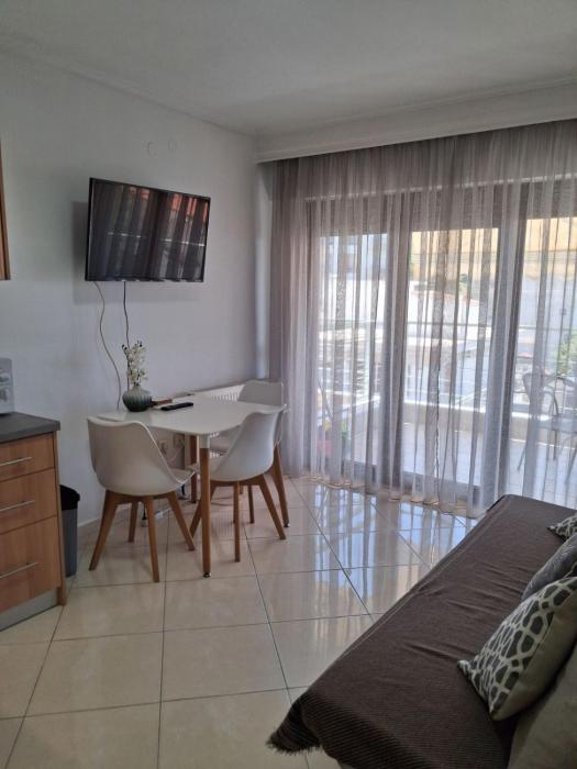 Work of Art apartment in Nea Michaniona