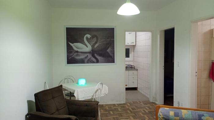 Apartamento central bem localizado