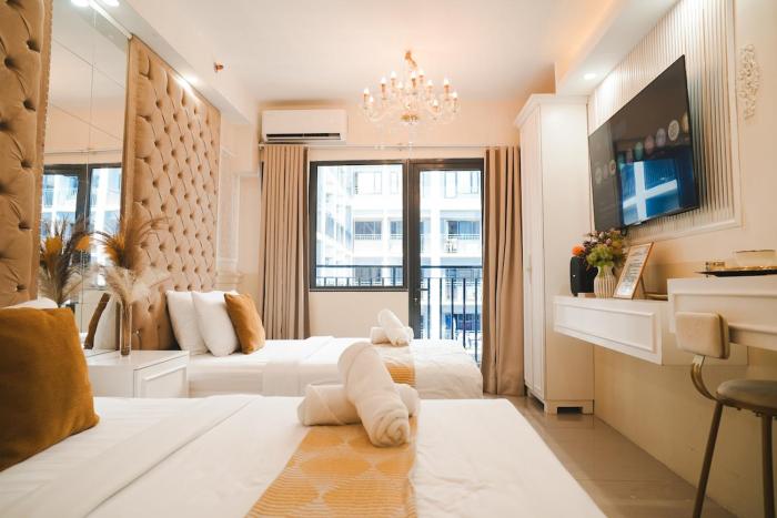 Stay near Mall of Asia, MOA Arena, SMX PICC & NAIA - Venus Suite