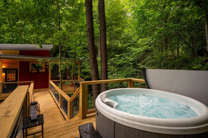 Terrace Creek Retreat - Hot Tub- Near Nada Tunnel