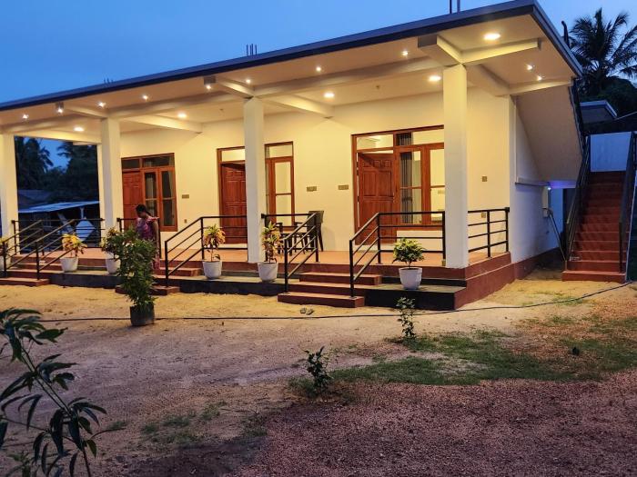Trinco salli beach resort