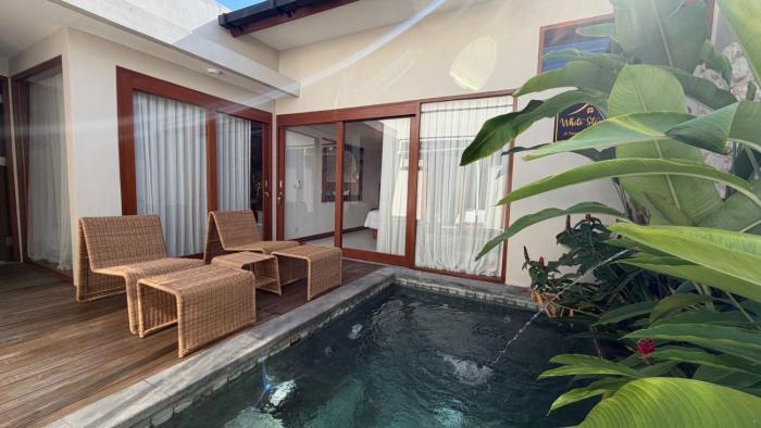 Villa dengan Kolam Renang Pribadi dekat Canggu