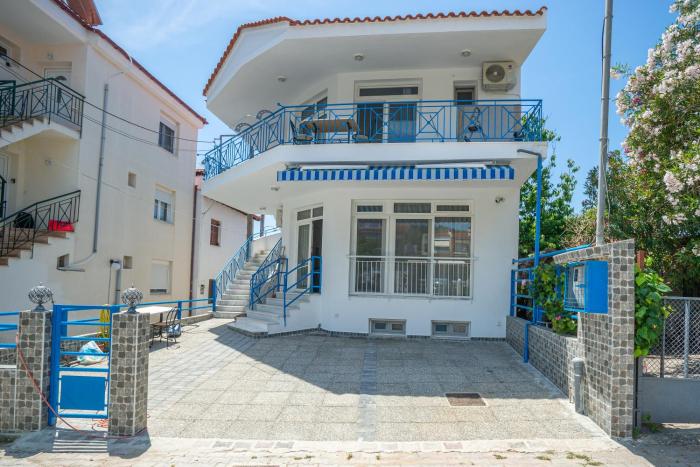Antonis Rooms