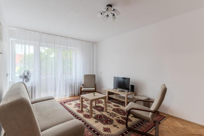Hetmańska Homely Apartment by BookingHost